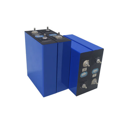 3.2V 202Ah مخصص بطارية ليثيوم أيون حزم 4 كجم دورة عميقة lifepo4 الخلايا المنشورية