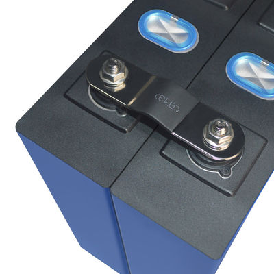 3.2V 202Ah مخصص بطارية ليثيوم أيون حزم 4 كجم دورة عميقة lifepo4 الخلايا المنشورية
