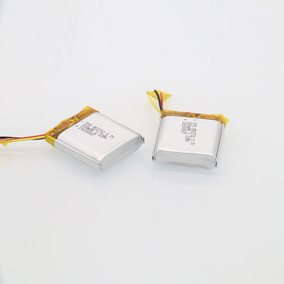 OEM الصغيرة 802530 3.7v600mah بطارية ليثيوم أيون بوليمر 500 مرة عمر